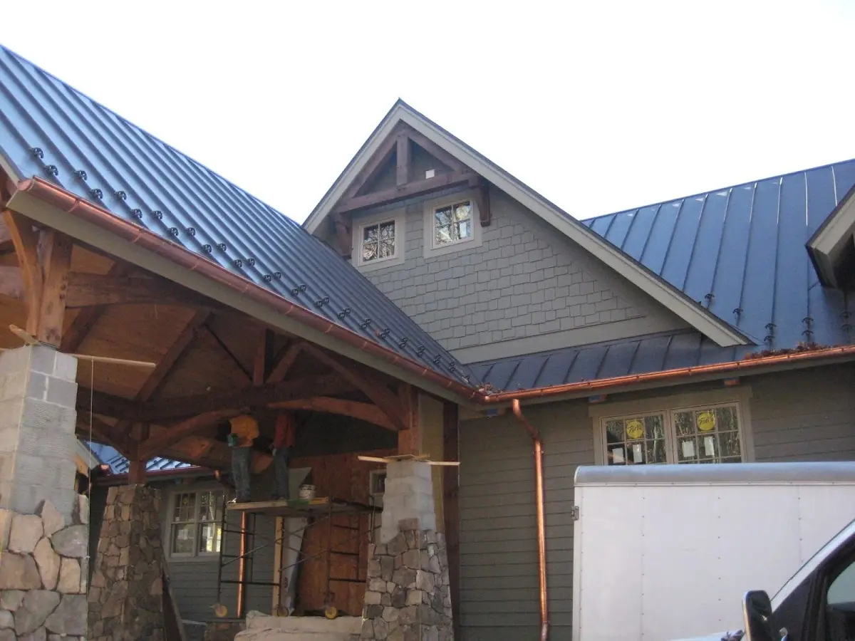 Craftsman Roofing team delivering quality roofing work in Camp Massapoag